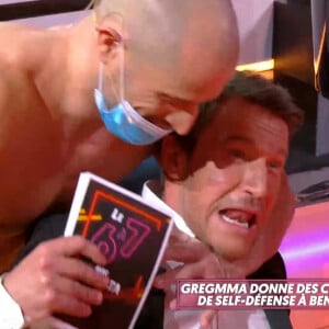 Benjamin Castaldi et GregMMA dans l'émission "Le 6 à 7 avec Casta" sur C8. Le 16 mars 2021.