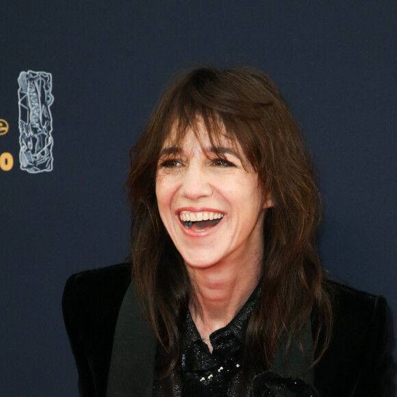 Charlotte Gainsbourg - Tournage de la série "Dix Pour Cent" lors de la 45e cérémonie des César à la salle Pleyel à Paris, le 28 février 2020. © Dominique Jacovides/Olivier Borde/Bestimage