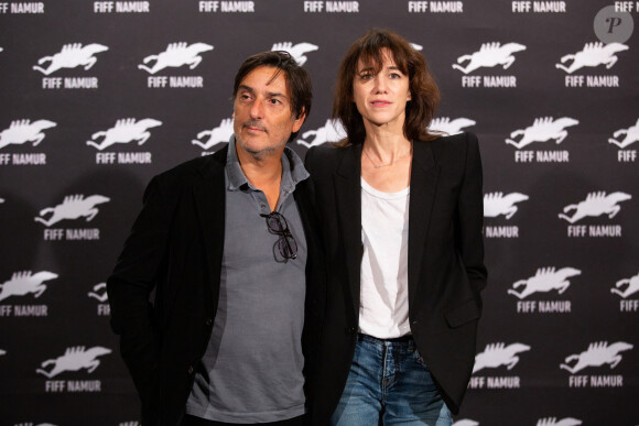 Yvan Attal et Charlotte Gainsbourg lors du photocall de "Mon chien Stupide" pour la 34e édition du FIFF - Festival International du Film Francophone de Namur. Le 1er octobre 2019.