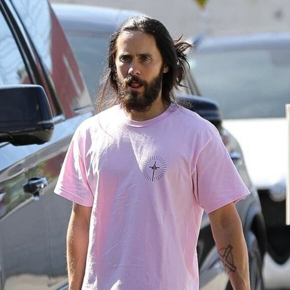 Exclusif - Jared Leto à la sortie de son cours de yoga à Los Angeles, le 31 janvier 2020. La star oscarisée est en tournage pour le film Morbius, un super-héros américain basé sur le personnage de Marvel Comics du même nom.