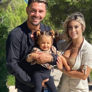 Carla Moreau et Kevin Guedj avec leur fille Ruby, photo Instagram
