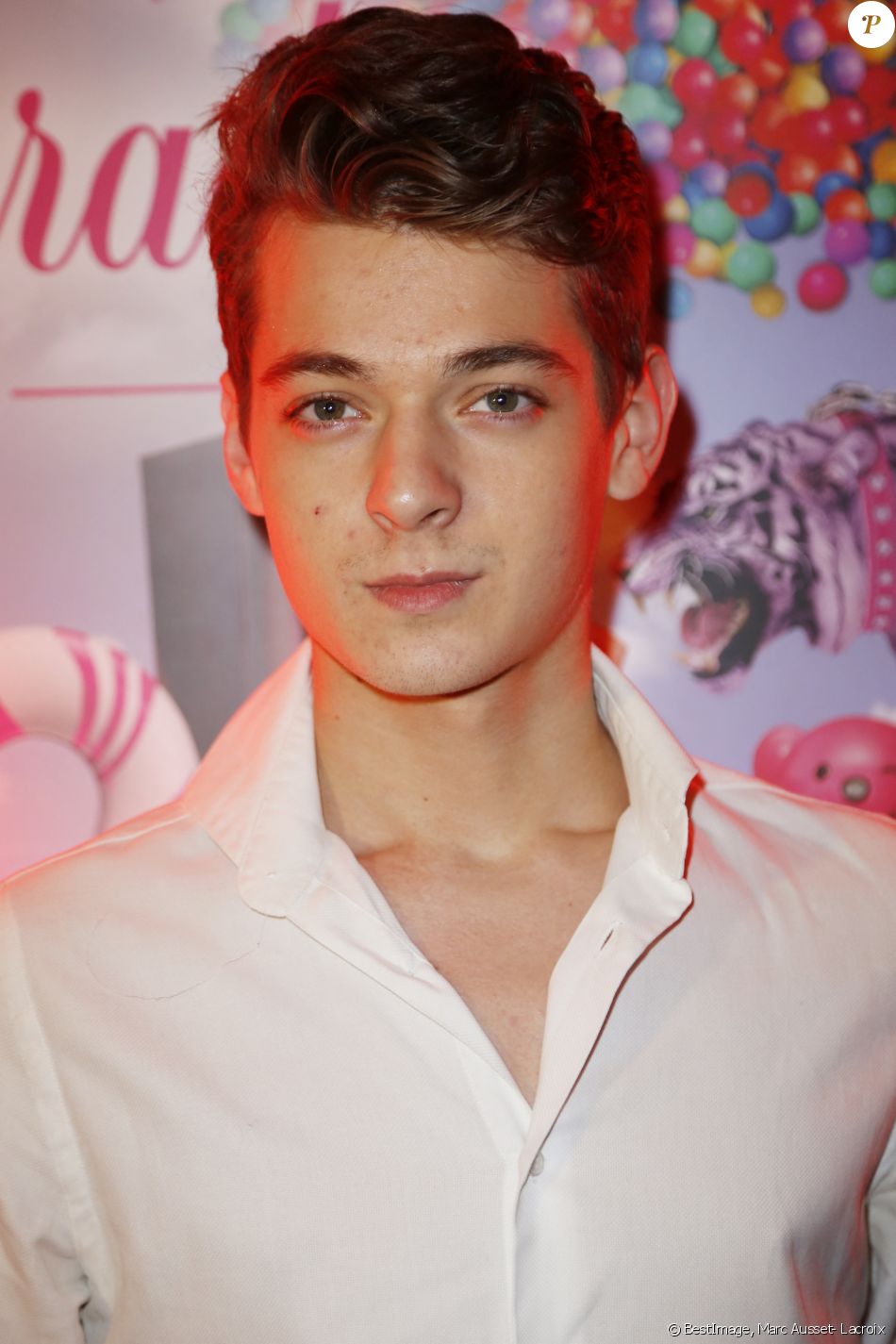 Léonard Trierweiler - Soirée des 15 ans du célèbre club parisien "Le Pink Paradise" à Paris le 23 mars 2017. © Marc Ausset- Lacroix / Bestimage