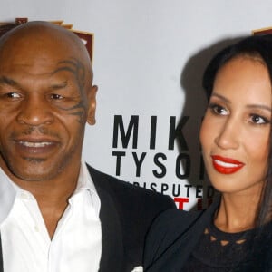 Mike Tyson et Kiki Tyson à la première de "Mike Tyson : Undisputed Truth" au Pantages Theatre à Hollywood, le 8 mars 2013.