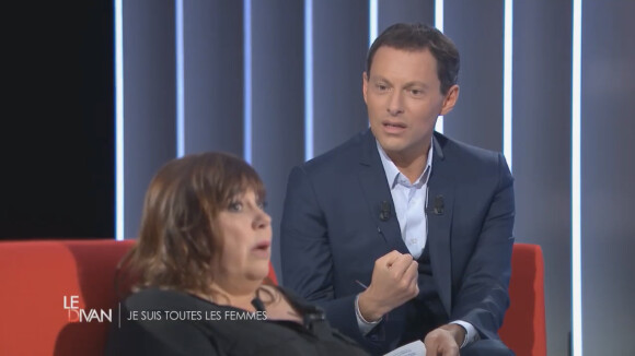 Michèle Bernier dans l'émission Le Divan animée par Marc-Olivier Fogiel.