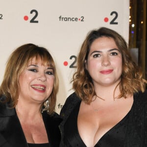 Michèle Bernier et Charlotte Gaccio lors de la 31ème cérémonie des Molières 2019 aux Folies Bergère à Paris, France, le 13 mai 2019. © Coadic Guirec/Bestimage