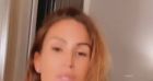 Vitaa explique avoir annulé plusieurs télés parce qu'elle a été touchée par la Covid-19.