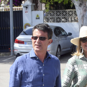 Exclusif - Manuel Valls et Susana Gallardo sont allés dîner au restaurant où ils se sont rencontrés il y a 1 an à Marbella. Le 9 juin 2019 