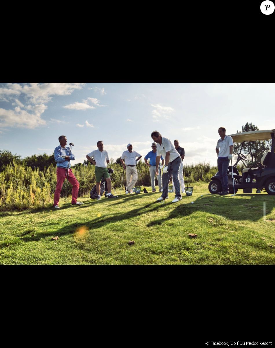 Dominique Larretche (au premier plan) donnait des cours de golf au Golf du Médoc Resort, au Pian-Medoc, près de Bordeaux.