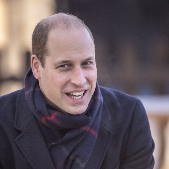 Le prince William encontre des étudiants au chateau de Cardiff pour évoquer son ressenti sur le confinement le 8 décembre 2020.