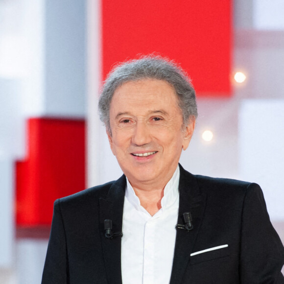 Exclusif - Michel Drucker - Enregistrement de l'émission Vivement dimanche au studio Gabriel, presentée par Michel Drucker . Diffusion sur France 2 le 28/03/2021. © Guillaume Gaffiot / Bestimage