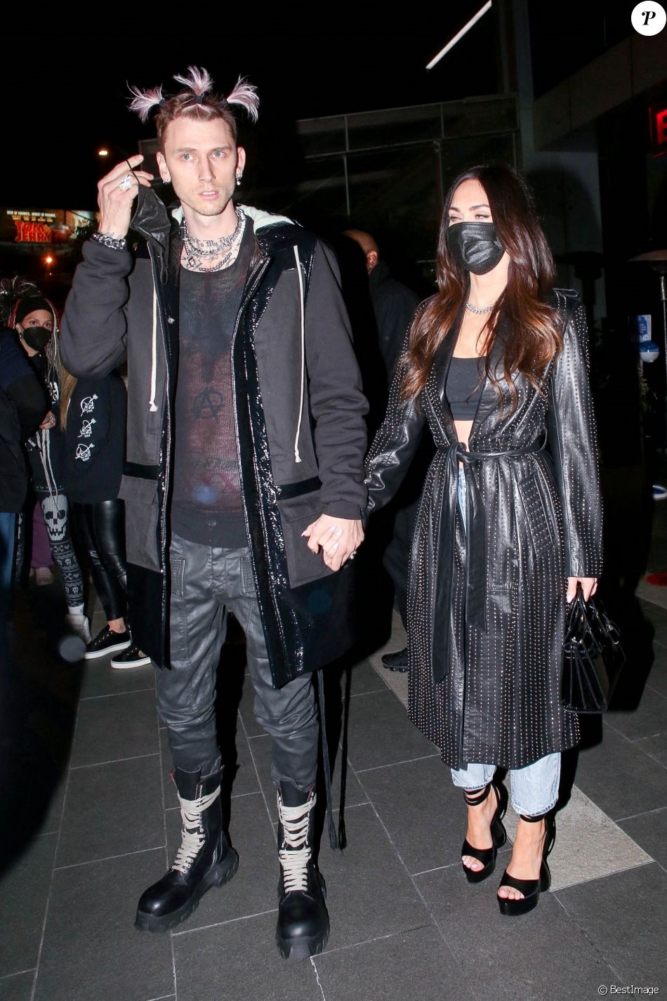 Megan Fox et Kourtney Kardashian : spectatrices amoureuses d'un combat