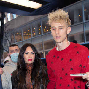 Exclusif - Machine Gun Kelly et sa compagne Megan Fox se rendent à l'émission SNL à New York le 30 janvier 2021.