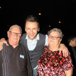 Exclusif - Jeanfi Janssens (Jean-Philippe Janssens) et ses parents lors du spectacle "JeanFi décolle" dans la salle mythique du music-hall Bobino à Paris, France, le 15 mars 2019. © Philippe Baldini/Bestimage 