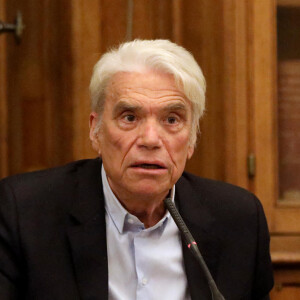 Exclusif - Bernard Tapie intervient lors de la promotion 2020 de la conférence des avocats du barreau de Paris, 11ème séance du premier tour, à la bibliothèque de l'ordre à Paris. Le 7 septembre 2020. © Dominique Jacovides / Bestimage 