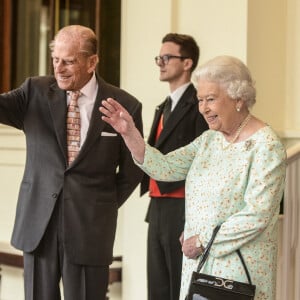 La reine Elizabeth II d'Angleterre et le prince Philip, duc d'Edimbourg à l'occasion du voyage au Royaume-uni du roi Felipe et de la reine Letizia d'Espagne à Londres le 14 juillet 2017.
