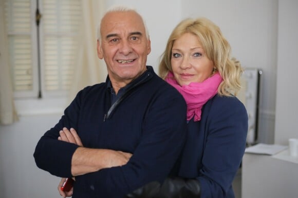 Michel Fugain et sa femme Sanda - Enregistrement de l'émission "Animaux Stars" qui sera diffusée le 20 janvier 2018 sur la chaîne "Animaux" au Bastille Design Center à Paris. Le 28 novembre 2017 © CVS / Bestimage