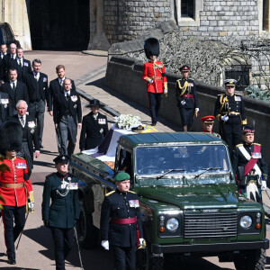 Le prince Charles, prince de Galles, le prince Andrew, duc d'York, le prince William, duc de Cambridge, David Armstrong-Jones, comte de Snowdon, Peter Phillips, la princesse Anne, le prince Edward, comte de Wessex, le prince Harry, duc de Sussex, Sir Timothy Laurence - Arrivées aux funérailles du prince Philip, duc d'Edimbourg à la chapelle Saint-Georges du château de Windsor, , Royaume Uni, le 17 avril 2021. 