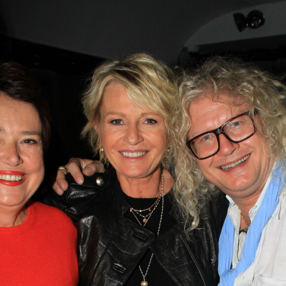 Exclusif - Sophie Davant et Pierre-Jean Chalençon à la soirée Warner avec l'équipe d'affaire conclue à la brasserie Les Princes à Paris, France, le 26 septembre 2019. © Philippe Baldini/Bestimage