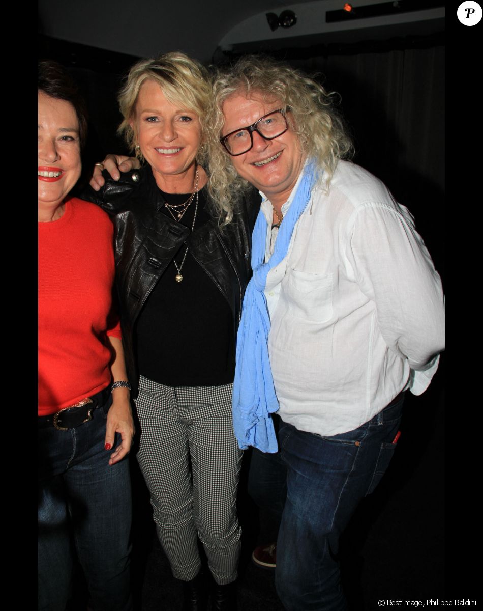 Exclusif - Sophie Davant et Pierre-Jean Chalençon à la soirée Warner avec l'équipe d'affaire conclue à la brasserie Les Princes à Paris, France, le 26 septembre 2019. © Philippe Baldini/Bestimage