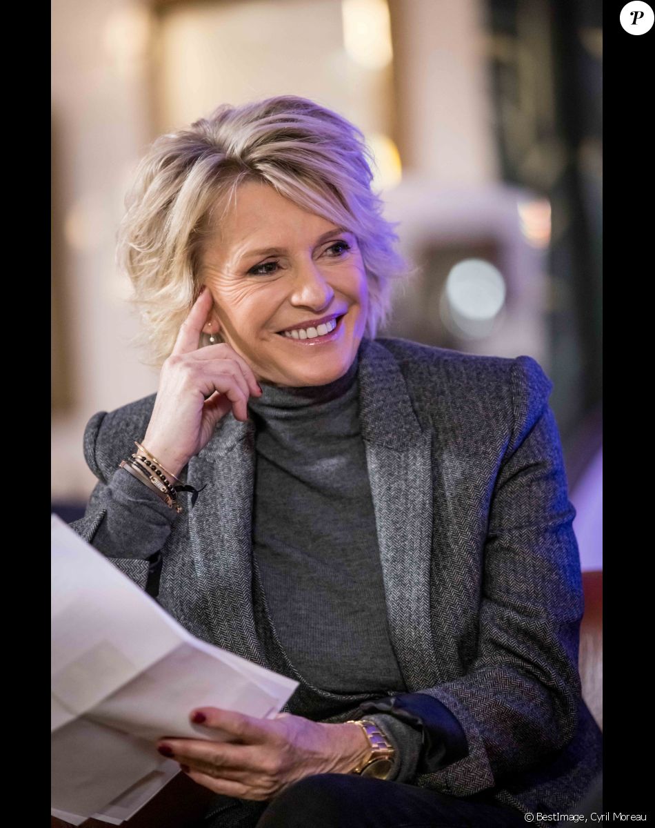 Exclusif - Enregistrement de la surprise pour l'émission "La Lettre", à La cantine sauvage à La Plaine-Saint-Denis à Paris, présentée par Sophie Davant et diffusée le 16 janvier 2021 sur France 2. Le 5 décembre 2020 © Cyril Moreau / Bestimage