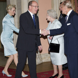 Charlene et Albert de Monaco, la reine Elizabeth et le prince Philip - Réception donnée au château de Windsor avant le déjeuner des têtes couronnées dans le cadre du jubilé de la reine le 18 mai 2012.