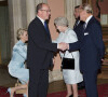 Charlene et Albert de Monaco, la reine Elizabeth et le prince Philip - Réception donnée au château de Windsor avant le déjeuner des têtes couronnées dans le cadre du jubilé de la reine.