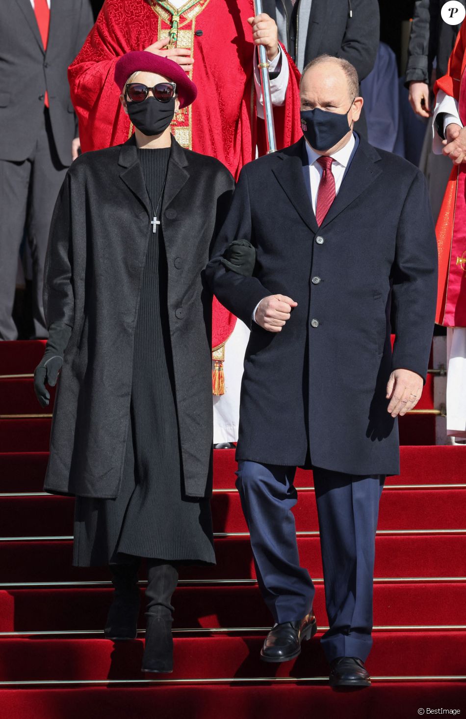 Le prince Albert II de Monaco, la princesse Charlène de Monaco - Le couple princier a assisté à la messe de Sainte Dévote à la cathédrale de Monaco le 27 janvier 2021. © Jean-Charles Vinaj / Pool Monaco / Bestimage