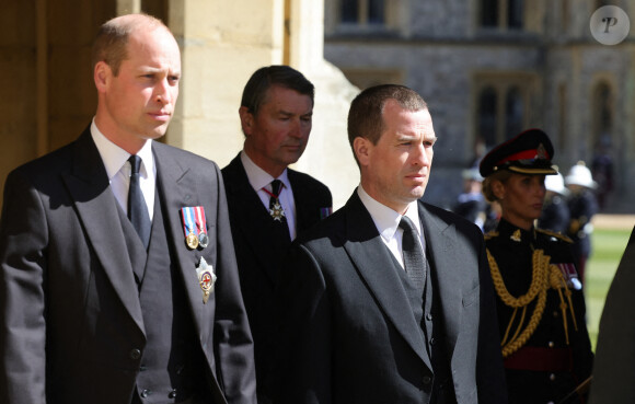 Le prince William, duc de Cambridge, et Peter Phillips - Arrivées aux funérailles du prince Philip, duc d'Edimbourg à la chapelle Saint-Georges du château de Windsor, le 17 avril 2021. 