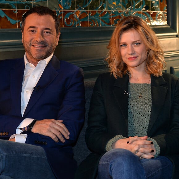 Exclusif - Bernard Montiel, Alice Dufour et Guillaume de Tonquédec - Enregistrement de l'émission "Olympiascope" à Paris. B. Montiel présente "Olympiascope", des interviews exclusives tous les soirs à 20h à partir du 14 mars, sur Olympia TV et sur myCanal. Avant chaque concert, il s'entretiendra avec un(e) artiste avant son concert à l'Olympia. Un face à face intime, où l'artiste livrera certaines confidences... © Veeren/Bestimage 