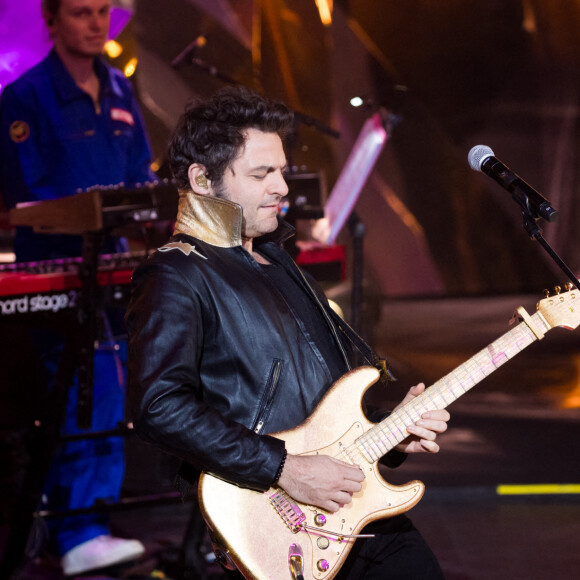 Exclusif - Matthieu Chedid - Grande soirée solidaire et festive "Secours Pop La Grande Soirée" au Cirque d'Hiver à Paris, le 6 février. © Tiziano Da Silva - Cyril Moreau / Bestimage