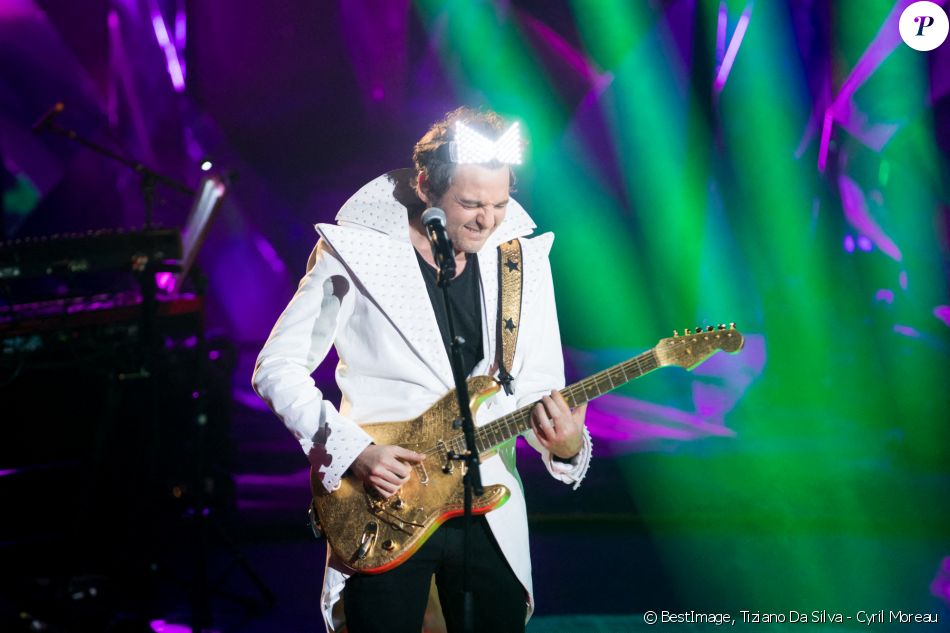 Exclusif - Matthieu Chedid - Grande soirée solidaire et festive "Secours Pop La Grande Soirée" au Cirque d'Hiver à Paris, le 6 février. © Tiziano Da Silva - Cyril Moreau / Bestimage