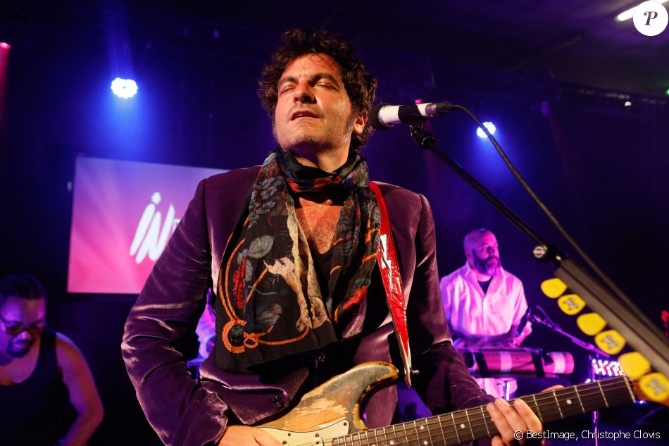 Exclusif - Matthieu Chedid - Showcase lors de la soirée de lancement de l'application d'entraide "Indigo" au Ground Control à Paris, le 30 avril 2019. © Christophe Clovis / Bestimage