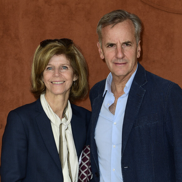 Bernard de La Villardière et sa femme Anne au Village Roland Garros lors du tournoi de Roland-Garros