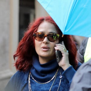 Exclusif - Salma Hayek, transformée pour incarner le personnage de Pina Auriemma, sur le tournage du film "House of Gucci" de Ridley Scott. Rome, le 23 avril 2021.