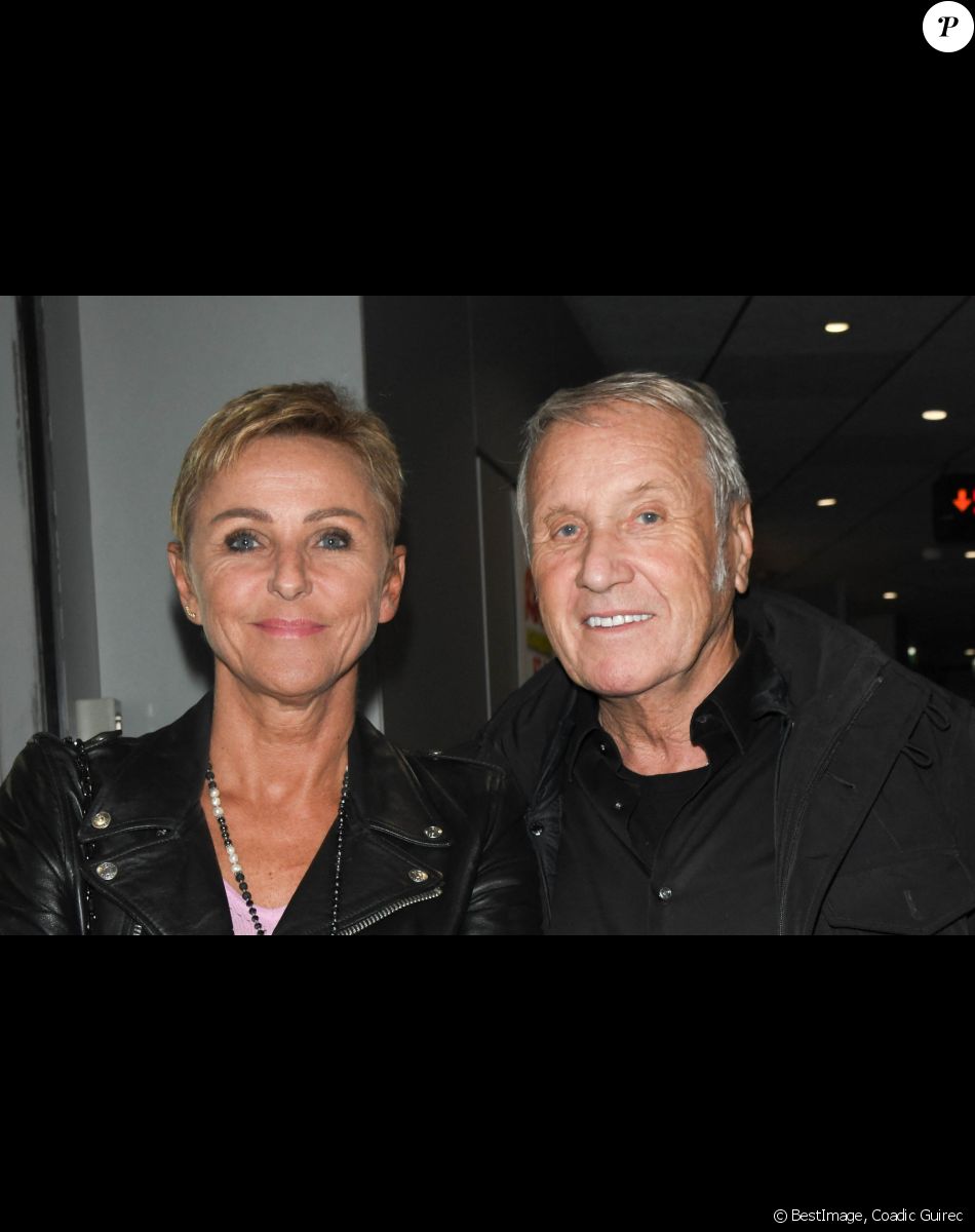 Yves Renier et sa femme Karin - Générale du nouveau spectacle "Muriel Robin et Pof !" au Palais des Sports à Paris le 3 octobre 2019. © Coadic Guirec/Bestimage