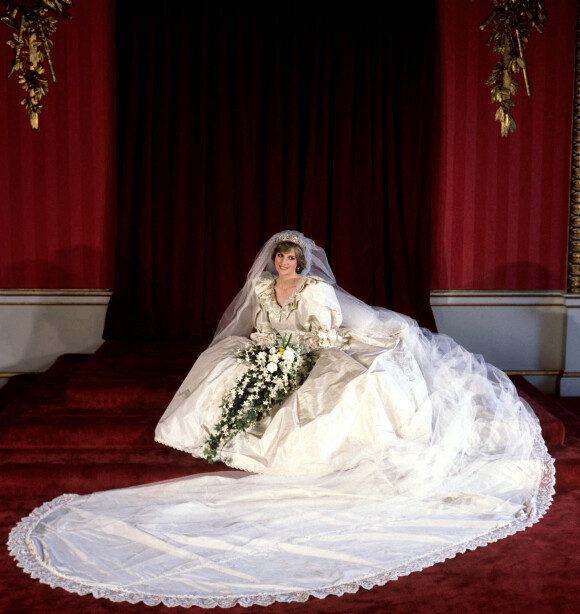 Lady Diana le jour de son mariage avec le prince Charles, en 1981, à Londres.
