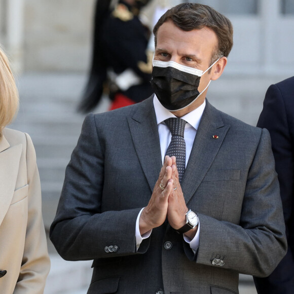 Le président de la République française, Emmanuel Macron et sa femme, la première Dame, Brigitte Macron reçoivent le président de la République fédérale d'Allemagne, et sa femme, la première Dame pour un déjeuner de travail au palais de l'Elysée à Paris, France, le 26 avril 2021. © Stéphane Lemouton/Bestimage