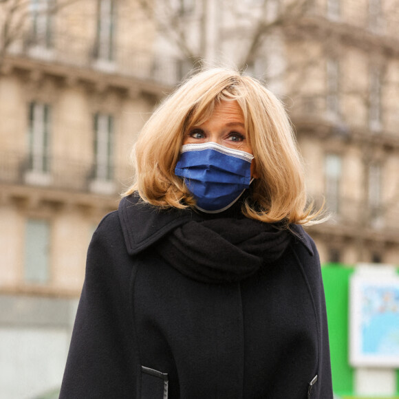 Brigitte Macron - Arrivées à la messe anniversaire à la mémoire de Pierre Cardin en l'église de La Madeleine à Paris. Le 29 janvier 2021