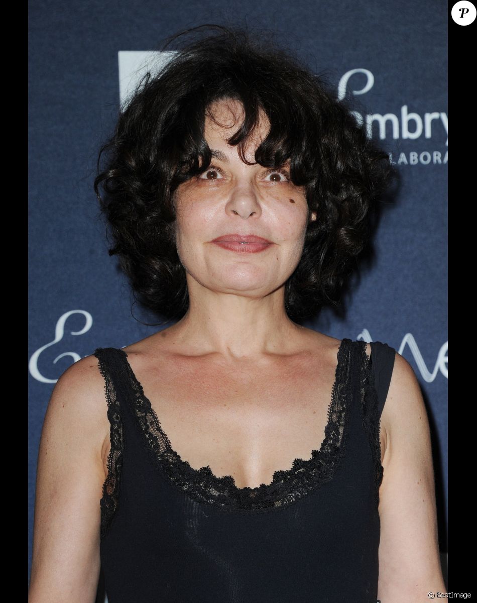 Isabelle Mergault , portrait à Paris, le 13 avril 2015.