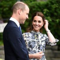 Kate Middleton gâtée par William ? Elle dévoile un magnifique collier pour leurs 10 ans de mariage