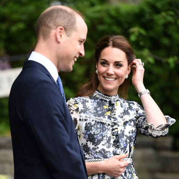 Le prince William, duc de Cambridge, et Catherine (Kate) Middleton, duchesse de Cambridge, en visite au "Chelsea Flower Show" à Londres.