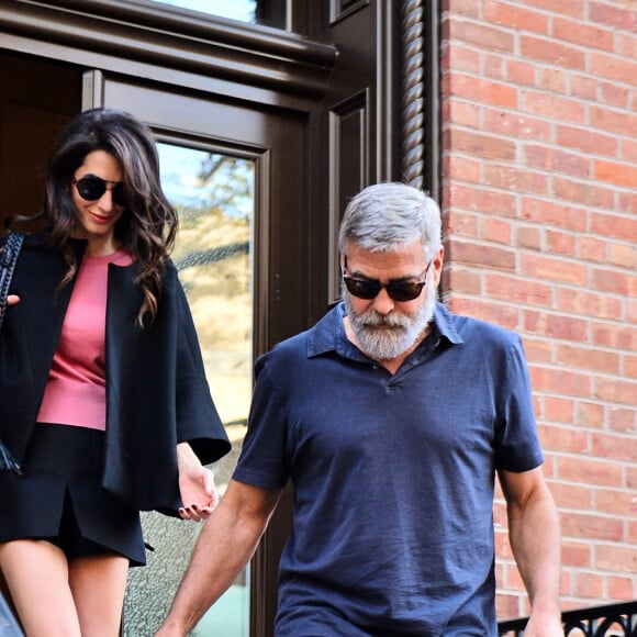 George Clooney et sa femme Amal Alamuddin Clooney sont à New York pour fêter leur 5e anniversaire de mariage, le 27 septembre 2019.