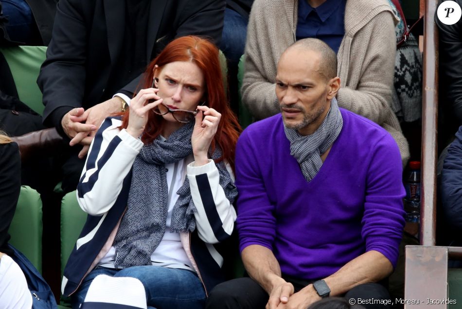 Audrey Fleurot et son compagnon Djibril Glissant dans les tribunes des internationaux de France de Roland Garros à Paris le 4 juin 2016. © Moreau - Jacovides / Bestimage