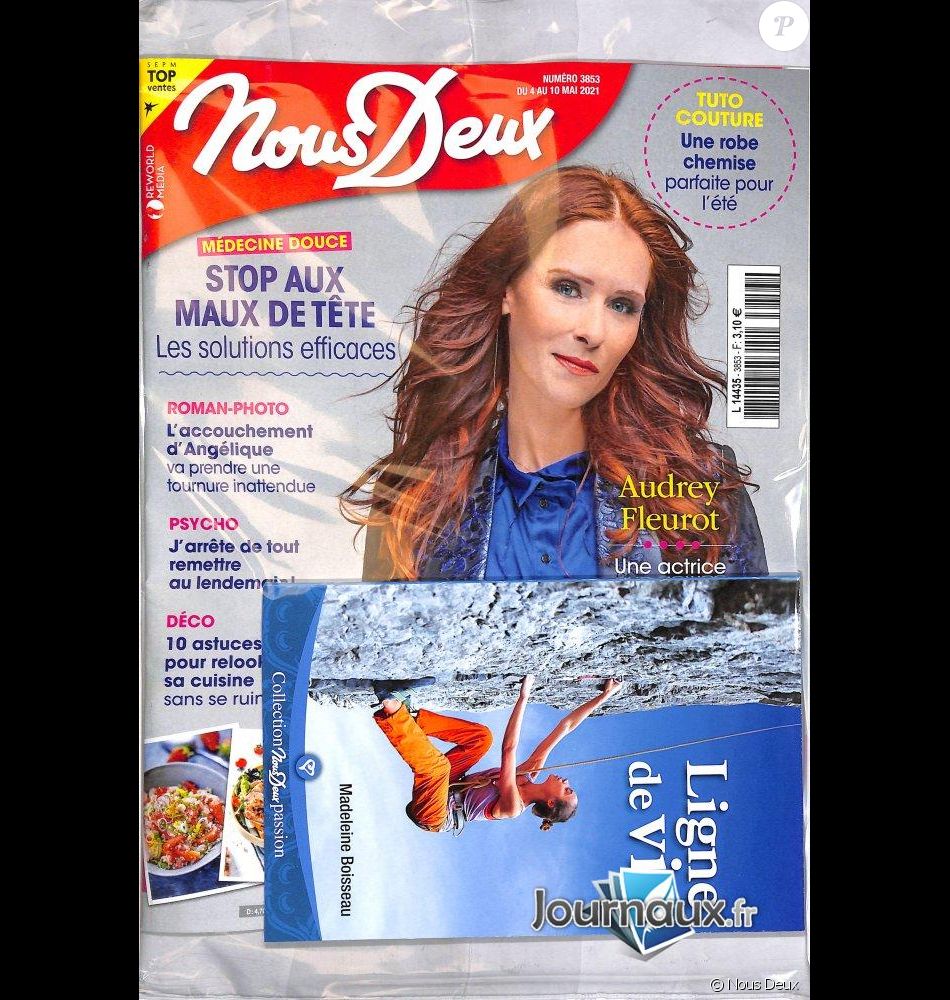 Audrey Fleurot en couverture du magazine "Nous Deux", numéro du 5 mai 2021.