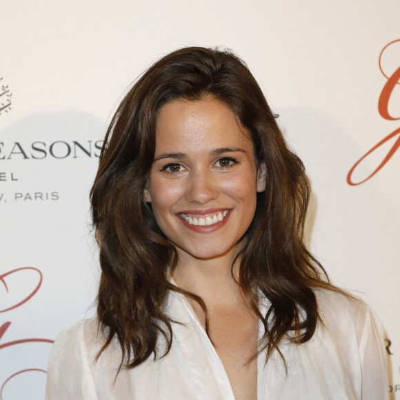 Lucie Lucas lors du photocall de la 8ème édition du "Global Gift Gala" à l'hôtel Four Seasons George V à Paris, le 16 mai 2017. © Marc Ausset-Lacroix/Bestimage