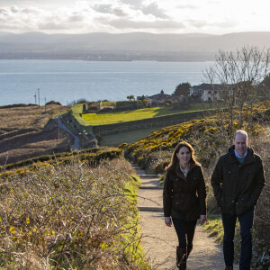 Le prince William et Catherine Kate Middleton lors d'une randonnée sur Howth Cliff, un sentier avec une vue imprenable sur la mer d'Irlande le 4 mars 2020.