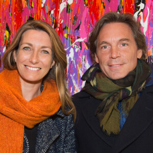 Anne-Claire Coudray et son compagnon Nicolas Vix, qui posent pour la première fois ensemble - Vernissage de l'exposition "Color Flows" du graffeur américain JonOne pour célébrer la collaboration entre l'artiste et Guerlain, à la Boutique Guerlain Champs-Elysées à Paris.