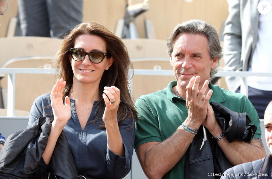 Anne-Claire Coudray et son mari Nicolas Vix dans les tribunes lors des internationaux de tennis de Roland Garros à Paris, France, le 3 juin 2019. © Jacovides-Moreau/Bestimage