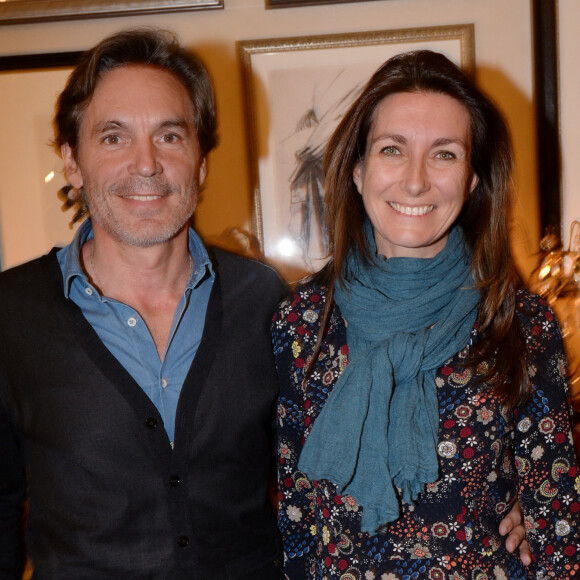 Anne-Claire Coudray et son mari Nicolas Vix lors du dîner caritatif organisé pour la soirée de Charité en faveur de la Fondation "Princesse Diya Kumari de Jaipur" à l'hôtel "Plaza Athénée". La Fondation vise à aider les personnes défavorisées au Rajasthan en développant des programmes de subsistance durables améliorant le niveau de vie et créant un environnement socioéconomique sain et plus équitable. Paris, le 29 novembre 2017. © Rachid Bellak/Bestimage