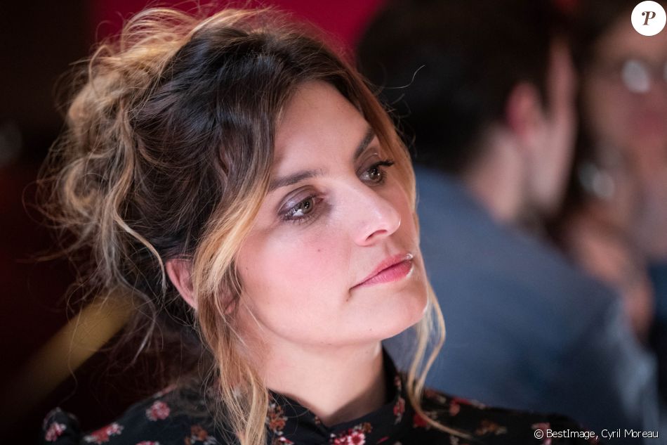 Exclusif - Laëtitia Milot - Sketch L'addition - Backstage de l'enregistrement de l'émission "I love you coiffure" de M.Robin. © Cyril Moreau / Bestimage